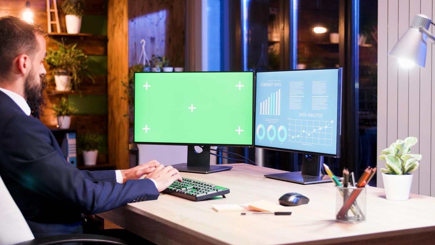 EX UK display monitors 