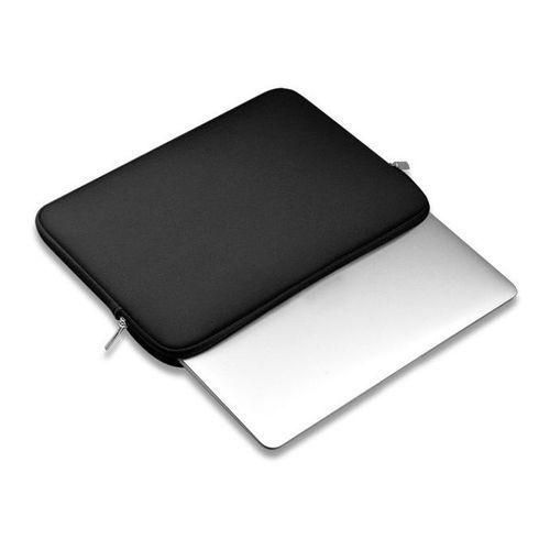 15.6-inch zipped laptop sleeve for daily use and travel
