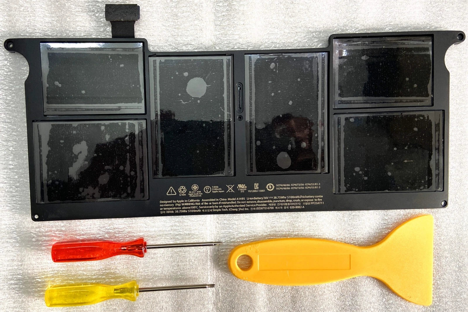 High-quality MacBook Air laptop battery for daily use
