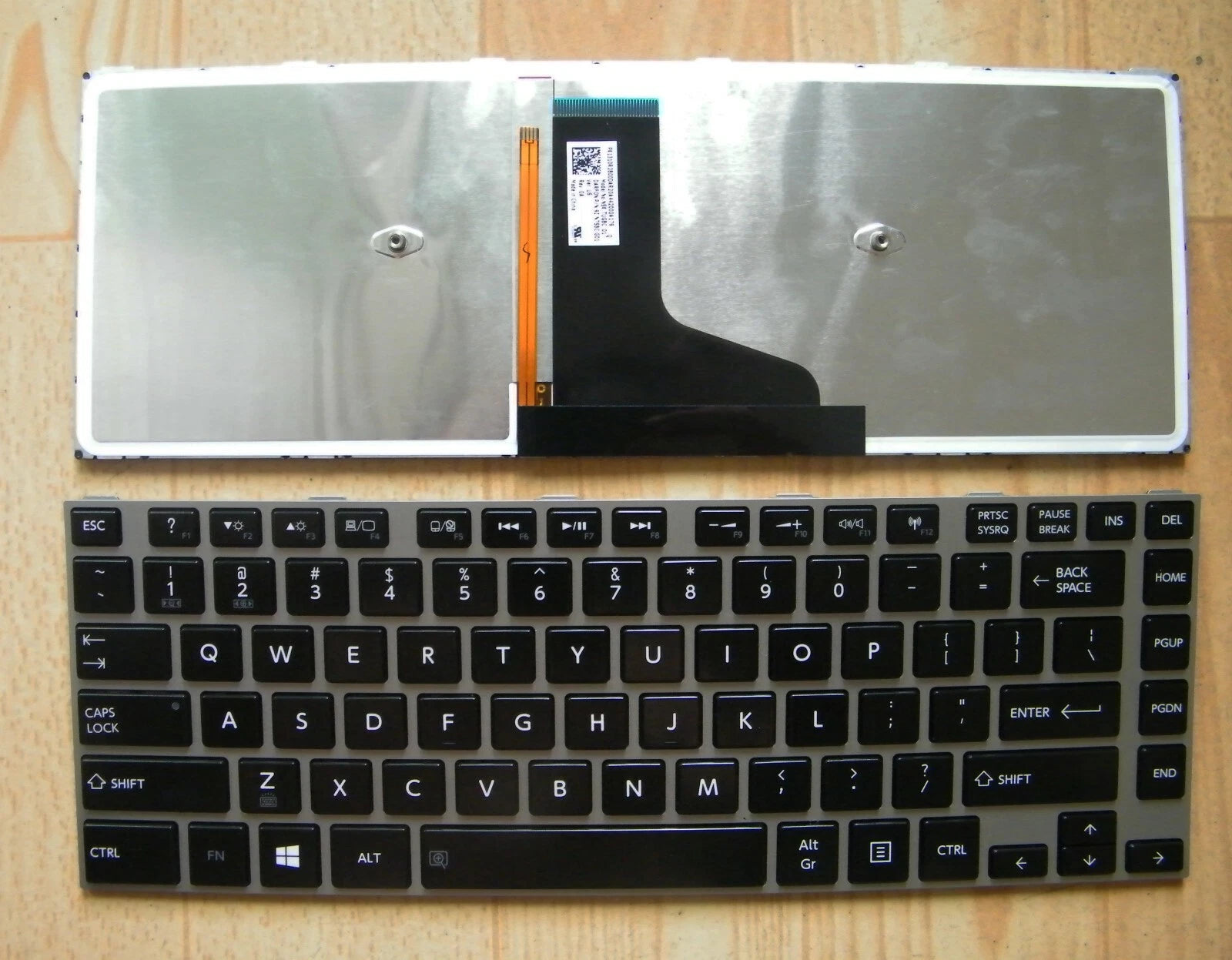Black US QWERTY keyboard with backlight for Toshiba E45/E45t series

