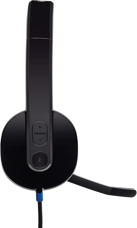High-quality USB headset with noise-cancelling microphone
